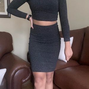 Forever XXI 21 Midi Grey Bodycon Fit Skirt